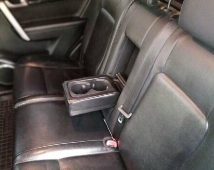 Черный Шевроле Каптива, объемом двигателя 2.2 л и пробегом 250 тыс. км за 10500 $, фото 4 на Automoto.ua