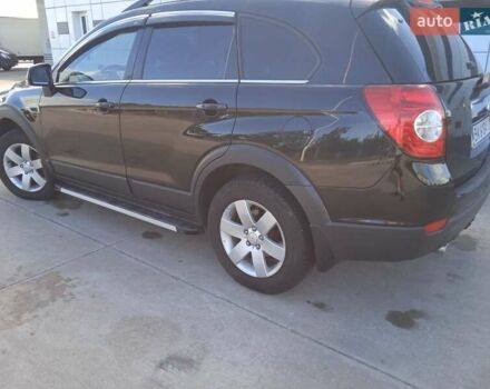 Черный Шевроле Каптива, объемом двигателя 2.23 л и пробегом 245 тыс. км за 11800 $, фото 7 на Automoto.ua