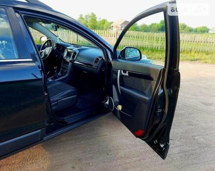 Черный Шевроле Каптива, объемом двигателя 2.2 л и пробегом 204 тыс. км за 11500 $, фото 3 на Automoto.ua