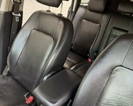 Черный Шевроле Каптива, объемом двигателя 2.2 л и пробегом 350 тыс. км за 10000 $, фото 10 на Automoto.ua