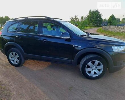 Черный Шевроле Каптива, объемом двигателя 2.2 л и пробегом 204 тыс. км за 11500 $, фото 25 на Automoto.ua