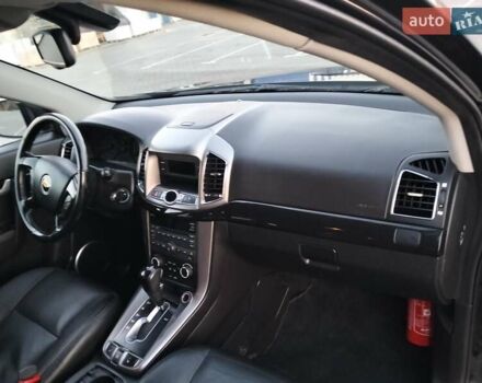 Черный Шевроле Каптива, объемом двигателя 2.2 л и пробегом 166 тыс. км за 11700 $, фото 56 на Automoto.ua