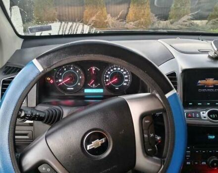 Черный Шевроле Каптива, объемом двигателя 2.2 л и пробегом 250 тыс. км за 10500 $, фото 6 на Automoto.ua