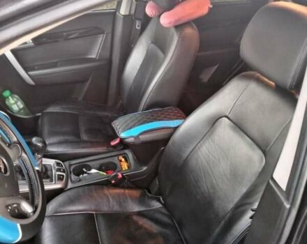 Черный Шевроле Каптива, объемом двигателя 2.2 л и пробегом 250 тыс. км за 10500 $, фото 5 на Automoto.ua