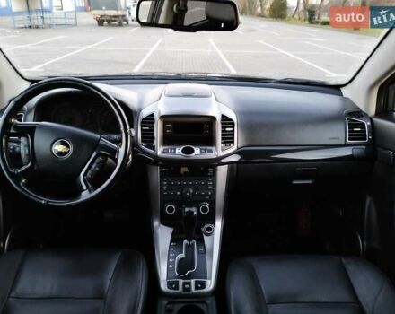 Черный Шевроле Каптива, объемом двигателя 2.2 л и пробегом 166 тыс. км за 11700 $, фото 53 на Automoto.ua