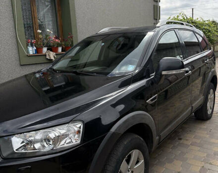 Черный Шевроле Каптива, объемом двигателя 2.2 л и пробегом 350 тыс. км за 10000 $, фото 7 на Automoto.ua