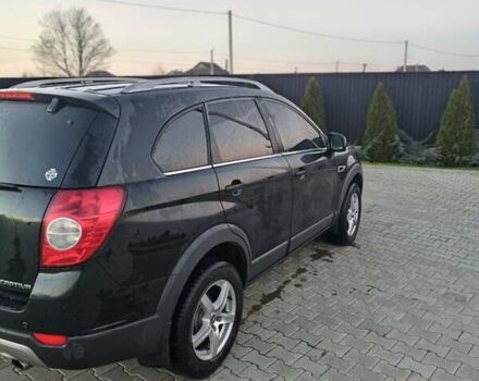 Черный Шевроле Каптива, объемом двигателя 2.2 л и пробегом 250 тыс. км за 10500 $, фото 8 на Automoto.ua