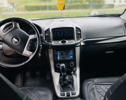 Чорний Шевроле Каптіва, об'ємом двигуна 2.23 л та пробігом 236 тис. км за 10500 $, фото 21 на Automoto.ua