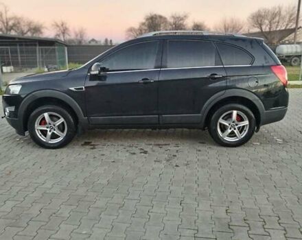 Черный Шевроле Каптива, объемом двигателя 2.2 л и пробегом 250 тыс. км за 10500 $, фото 2 на Automoto.ua