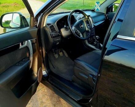 Черный Шевроле Каптива, объемом двигателя 2.2 л и пробегом 204 тыс. км за 11500 $, фото 9 на Automoto.ua