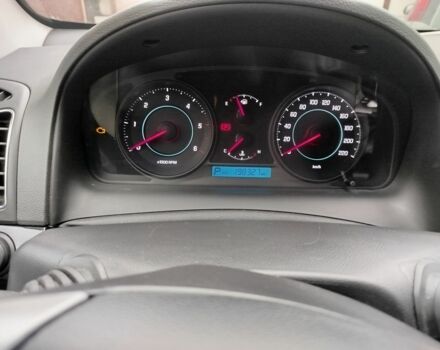 Чорний Шевроле Каптіва, об'ємом двигуна 2.2 л та пробігом 195 тис. км за 10400 $, фото 5 на Automoto.ua