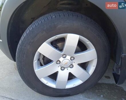 Черный Шевроле Каптива, объемом двигателя 2.23 л и пробегом 245 тыс. км за 11800 $, фото 3 на Automoto.ua