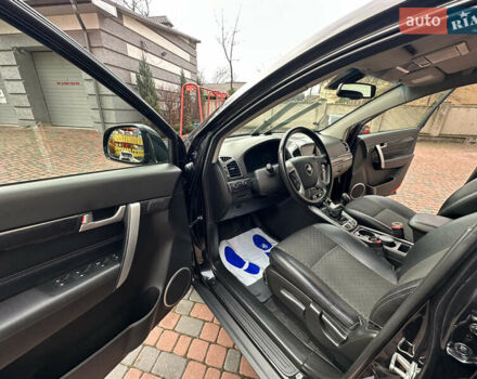 Черный Шевроле Каптива, объемом двигателя 2.38 л и пробегом 210 тыс. км за 11350 $, фото 136 на Automoto.ua