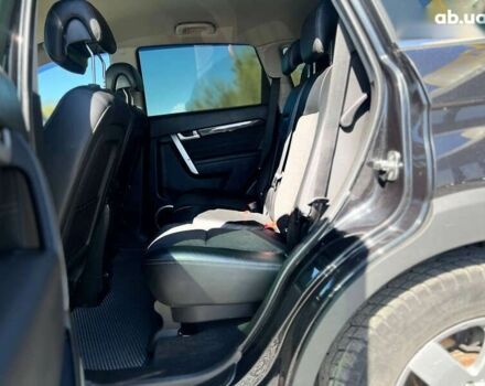 Черный Шевроле Каптива, объемом двигателя 2.4 л и пробегом 142 тыс. км за 13900 $, фото 7 на Automoto.ua