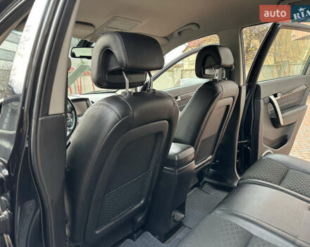 Черный Шевроле Каптива, объемом двигателя 2.38 л и пробегом 210 тыс. км за 11350 $, фото 166 на Automoto.ua