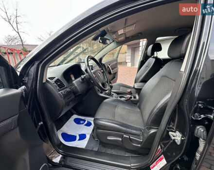 Черный Шевроле Каптива, объемом двигателя 2.38 л и пробегом 210 тыс. км за 11350 $, фото 137 на Automoto.ua