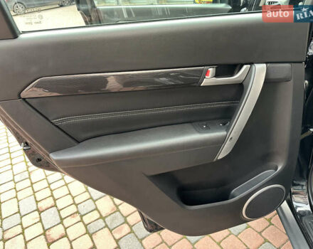 Черный Шевроле Каптива, объемом двигателя 2.38 л и пробегом 210 тыс. км за 11350 $, фото 169 на Automoto.ua