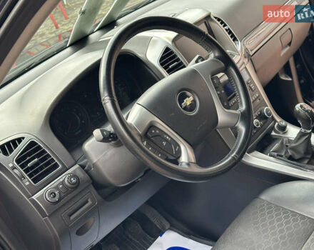 Черный Шевроле Каптива, объемом двигателя 2.38 л и пробегом 210 тыс. км за 11350 $, фото 133 на Automoto.ua