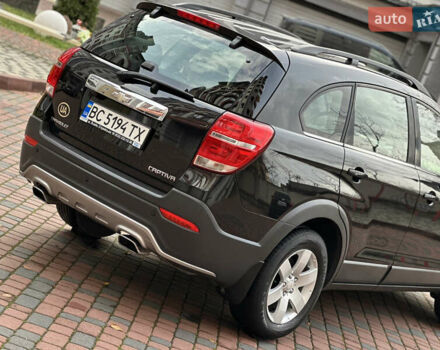 Черный Шевроле Каптива, объемом двигателя 2.38 л и пробегом 210 тыс. км за 11350 $, фото 32 на Automoto.ua