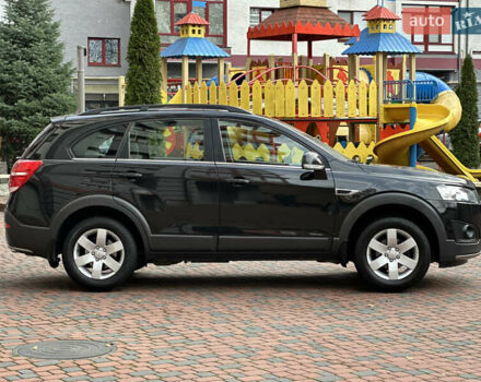 Черный Шевроле Каптива, объемом двигателя 2.38 л и пробегом 210 тыс. км за 11350 $, фото 7 на Automoto.ua