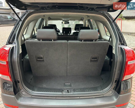 Черный Шевроле Каптива, объемом двигателя 2.38 л и пробегом 210 тыс. км за 11350 $, фото 186 на Automoto.ua