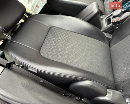 Черный Шевроле Каптива, объемом двигателя 2.38 л и пробегом 210 тыс. км за 11350 $, фото 156 на Automoto.ua