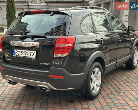 Черный Шевроле Каптива, объемом двигателя 2.38 л и пробегом 210 тыс. км за 11350 $, фото 8 на Automoto.ua