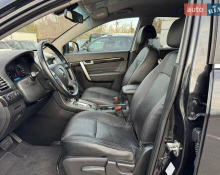 Черный Шевроле Каптива, объемом двигателя 2.23 л и пробегом 200 тыс. км за 11999 $, фото 13 на Automoto.ua