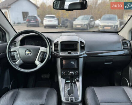 Черный Шевроле Каптива, объемом двигателя 2.23 л и пробегом 200 тыс. км за 11999 $, фото 25 на Automoto.ua