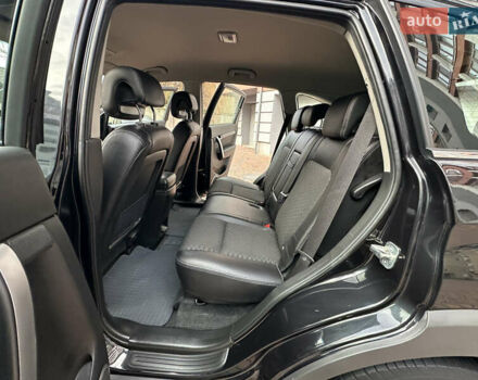 Черный Шевроле Каптива, объемом двигателя 2.38 л и пробегом 210 тыс. км за 11350 $, фото 172 на Automoto.ua