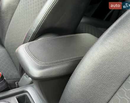 Черный Шевроле Каптива, объемом двигателя 2.38 л и пробегом 210 тыс. км за 11350 $, фото 112 на Automoto.ua