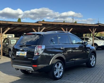 Черный Шевроле Каптива, объемом двигателя 0 л и пробегом 242 тыс. км за 12750 $, фото 2 на Automoto.ua