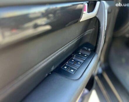 Черный Шевроле Каптива, объемом двигателя 2.4 л и пробегом 142 тыс. км за 13900 $, фото 4 на Automoto.ua