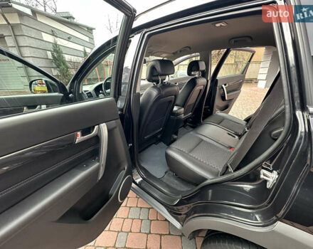 Черный Шевроле Каптива, объемом двигателя 2.38 л и пробегом 210 тыс. км за 11350 $, фото 171 на Automoto.ua