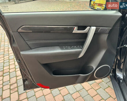 Черный Шевроле Каптива, объемом двигателя 2.38 л и пробегом 210 тыс. км за 11350 $, фото 129 на Automoto.ua