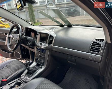 Черный Шевроле Каптива, объемом двигателя 2.38 л и пробегом 210 тыс. км за 11350 $, фото 149 на Automoto.ua