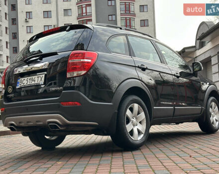 Черный Шевроле Каптива, объемом двигателя 2.38 л и пробегом 210 тыс. км за 11350 $, фото 16 на Automoto.ua