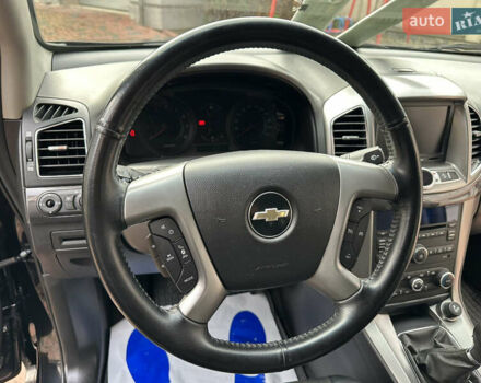 Черный Шевроле Каптива, объемом двигателя 2.38 л и пробегом 210 тыс. км за 11350 $, фото 123 на Automoto.ua