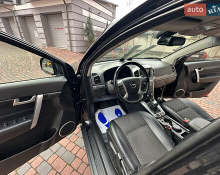 Черный Шевроле Каптива, объемом двигателя 2.38 л и пробегом 210 тыс. км за 11350 $, фото 139 на Automoto.ua