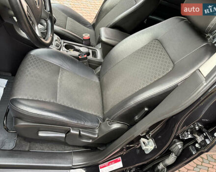 Черный Шевроле Каптива, объемом двигателя 2.38 л и пробегом 210 тыс. км за 11350 $, фото 130 на Automoto.ua