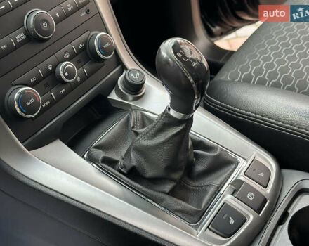 Черный Шевроле Каптива, объемом двигателя 2.38 л и пробегом 210 тыс. км за 11350 $, фото 113 на Automoto.ua