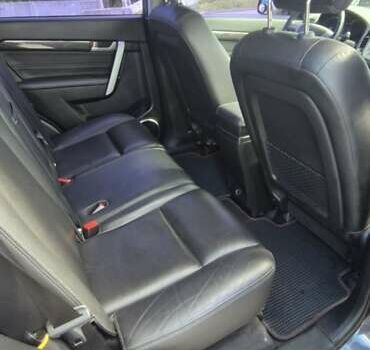 Черный Шевроле Каптива, объемом двигателя 2 л и пробегом 192 тыс. км за 12300 $, фото 8 на Automoto.ua