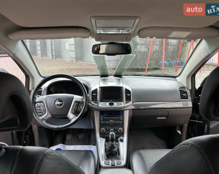 Черный Шевроле Каптива, объемом двигателя 2.38 л и пробегом 210 тыс. км за 11350 $, фото 140 на Automoto.ua