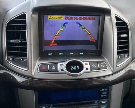 Черный Шевроле Каптива, объемом двигателя 2.2 л и пробегом 233 тыс. км за 12750 $, фото 4 на Automoto.ua