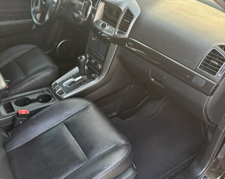 Черный Шевроле Каптива, объемом двигателя 2.2 л и пробегом 168 тыс. км за 13000 $, фото 15 на Automoto.ua