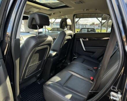 Черный Шевроле Каптива, объемом двигателя 0 л и пробегом 242 тыс. км за 12750 $, фото 6 на Automoto.ua