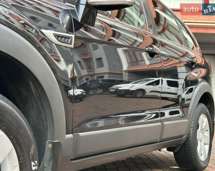 Черный Шевроле Каптива, объемом двигателя 2.38 л и пробегом 210 тыс. км за 11350 $, фото 45 на Automoto.ua