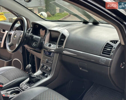 Черный Шевроле Каптива, объемом двигателя 2.38 л и пробегом 210 тыс. км за 11350 $, фото 157 на Automoto.ua