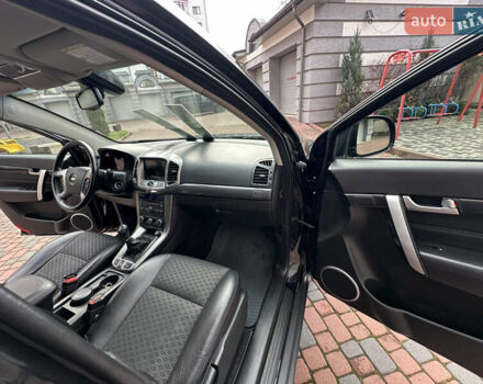 Черный Шевроле Каптива, объемом двигателя 2.38 л и пробегом 210 тыс. км за 11350 $, фото 162 на Automoto.ua