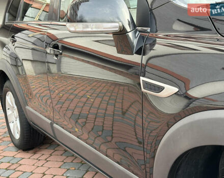 Черный Шевроле Каптива, объемом двигателя 2.38 л и пробегом 210 тыс. км за 11350 $, фото 48 на Automoto.ua